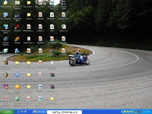 cum arata desktopul tau noul meu ecran Curtis Advocate